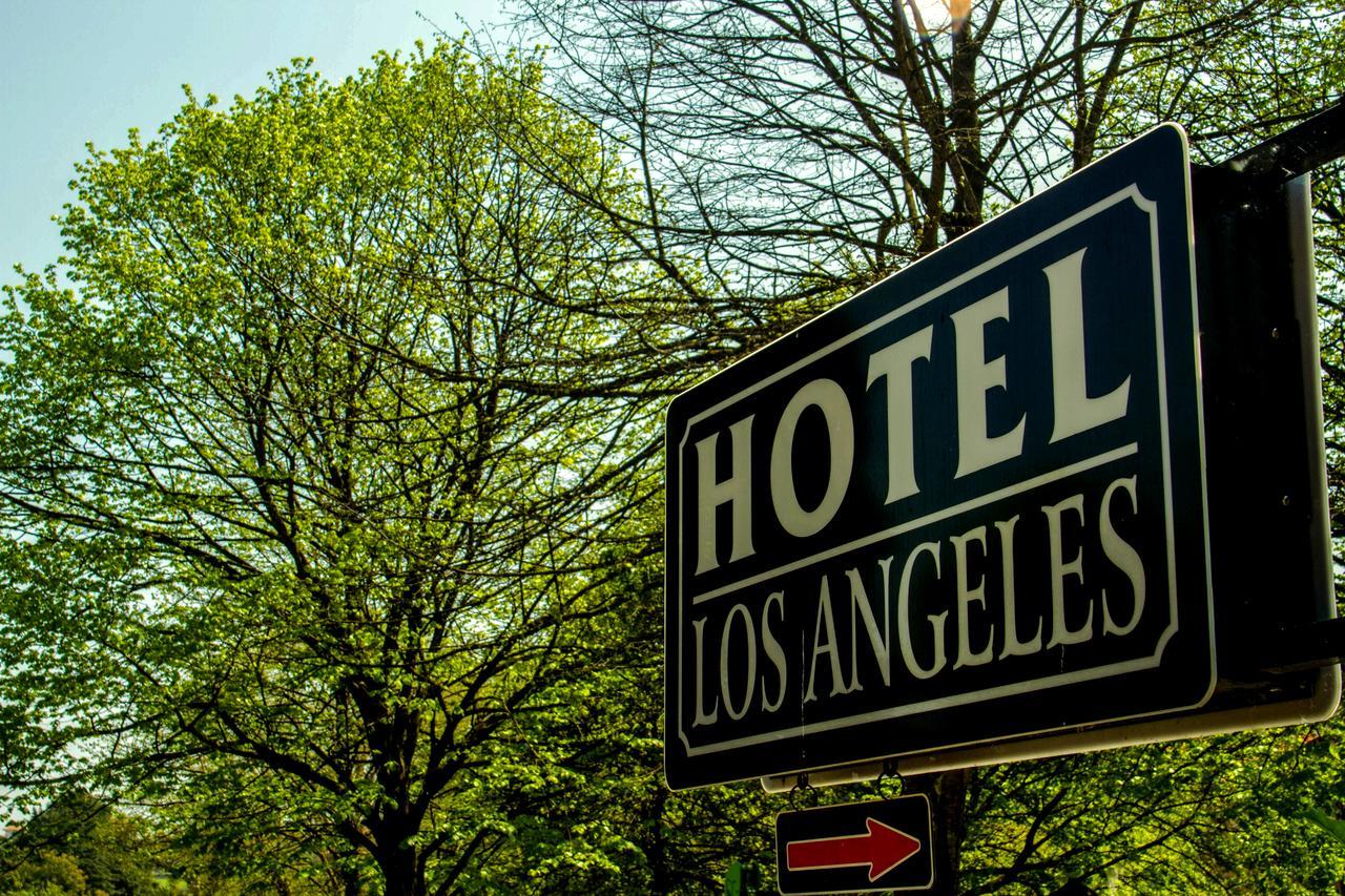 Hotel Los Angeles سانتيانا ذيل مار المظهر الخارجي الصورة